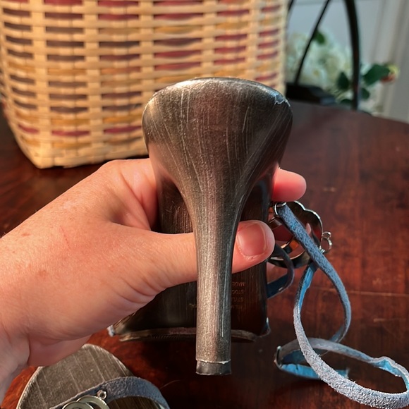 Wild Rose heels, sz 8.5m - Picture 11 of 16